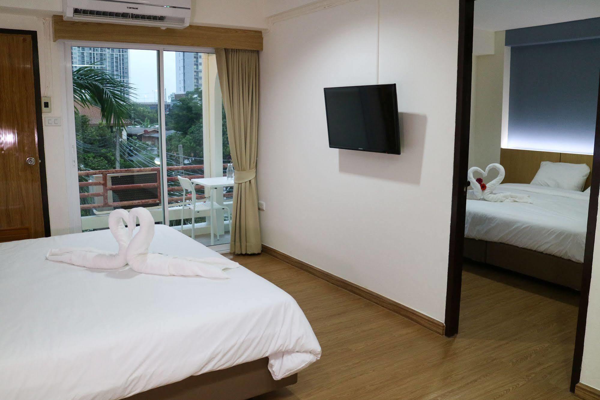 Beerapan Hotel Bangkok Dış mekan fotoğraf