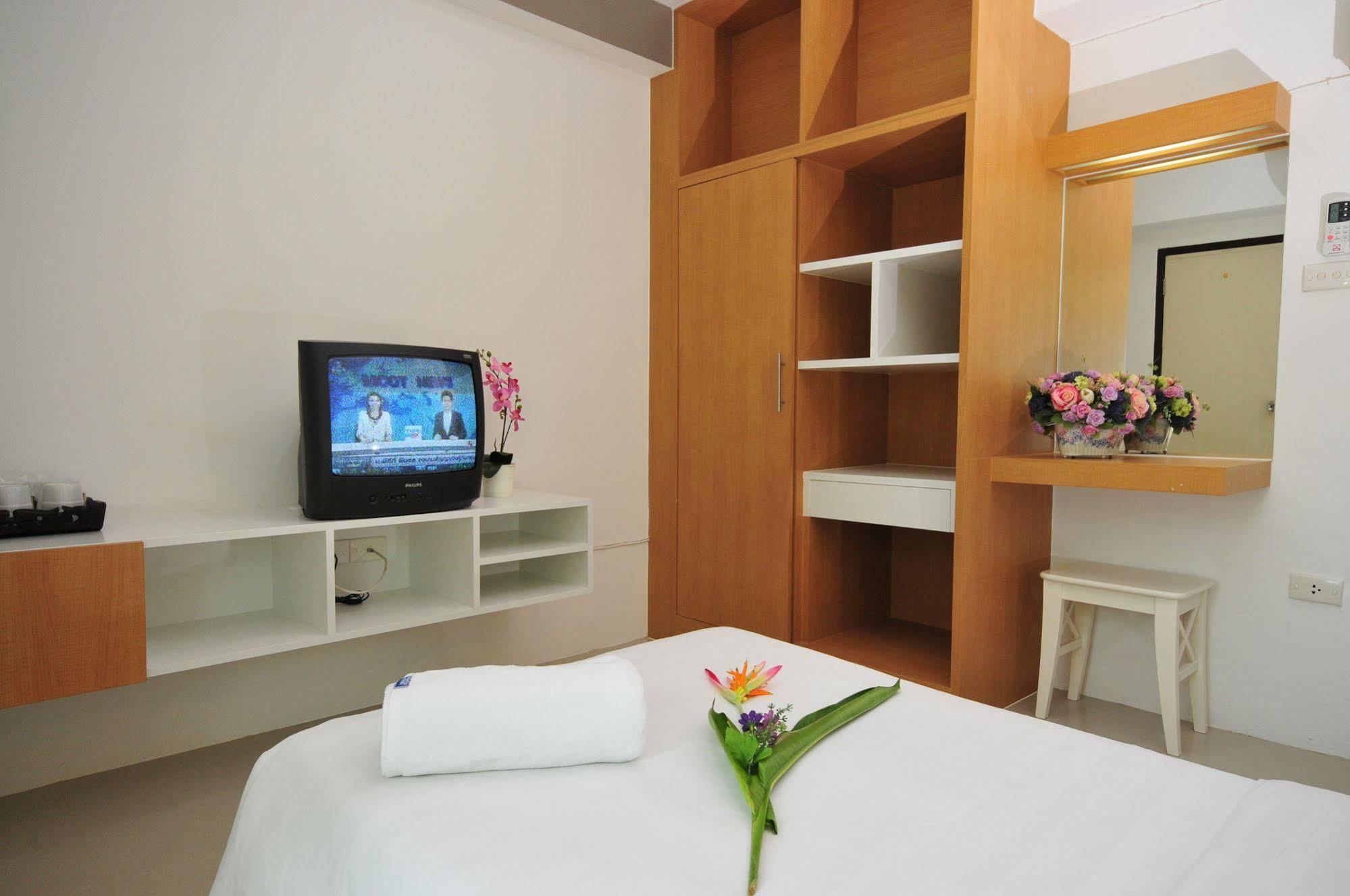 Beerapan Hotel Bangkok Dış mekan fotoğraf