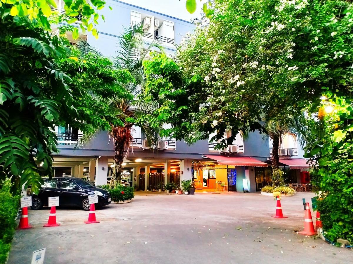 Beerapan Hotel Bangkok Dış mekan fotoğraf